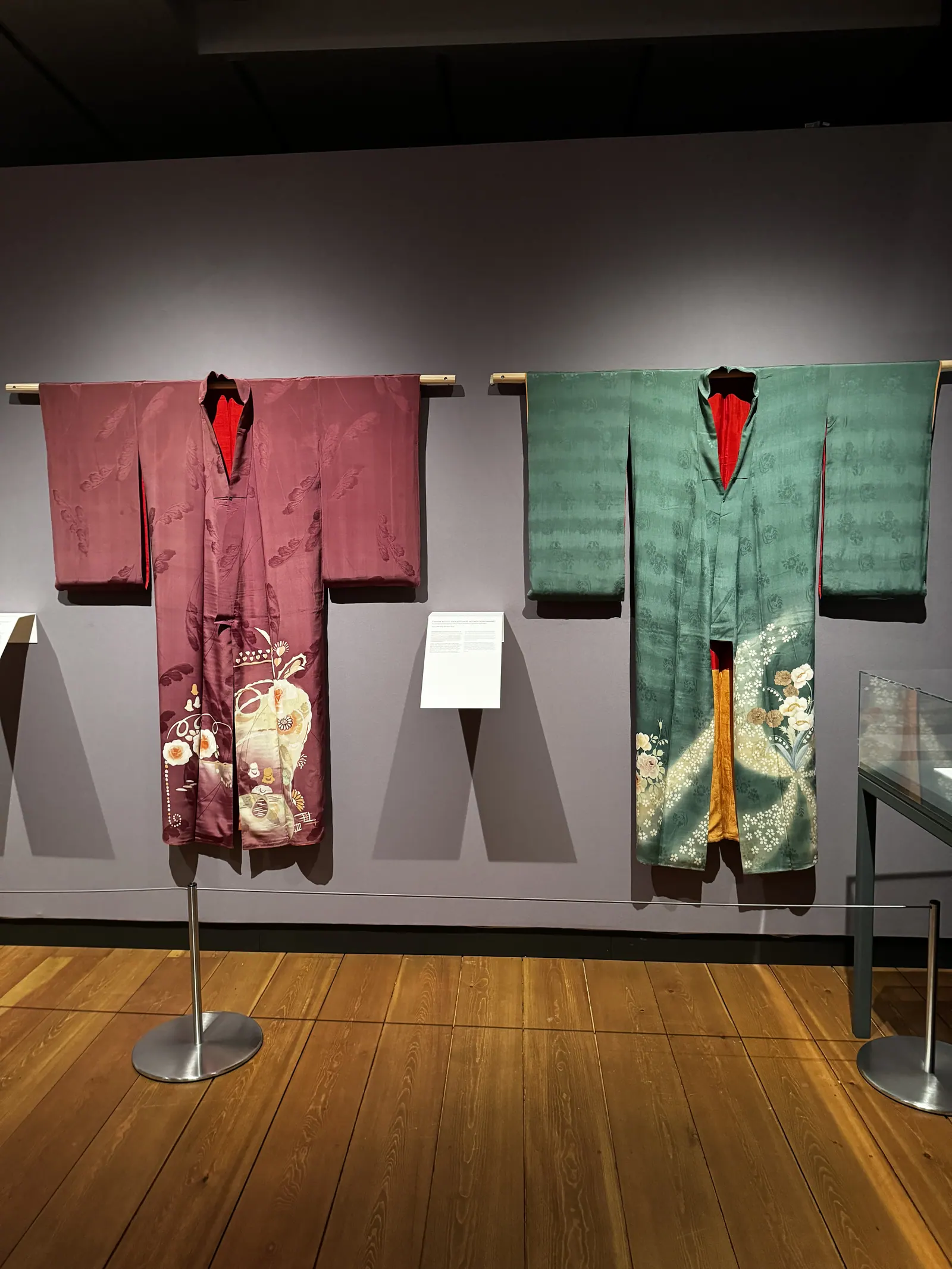 Japanse kimono's in de tentoonstelling van Japanmuseum SieboldHuis in Leiden Japanse kimono's in de tentoonstelling van Japanmuseum SieboldHuis in Leiden